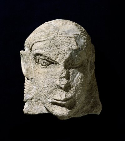 Etruskische Zivilisation: Kalksteinkopf einer Frau. Ca. 650 v. Chr. Aus dem Tumulus der Pietrera di Vetulonia. Florenz, Museo Archeologico von Etruscan