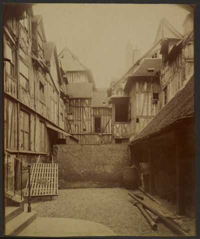 Rouen, Hof an der Rue Martainville von Eugène Atget