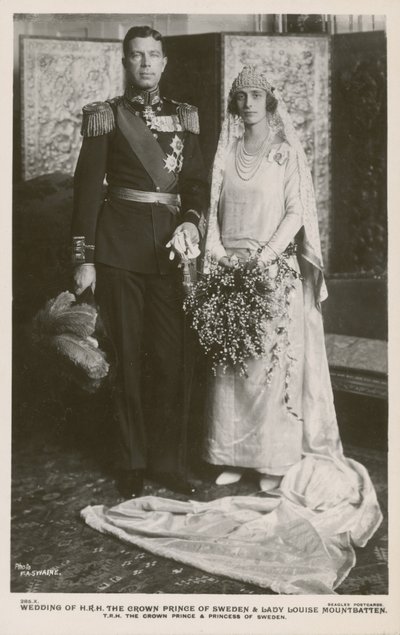 Hochzeit von Kronprinz Gustaf Adolf von Schweden und Lady Louise Mountbatten, 1923 von F.A Swaine