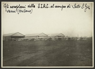 Die Flugzeuge der S.I.A.C. auf dem Feld von Sesto S. Giovanni (Mailand) von Fedele Azari