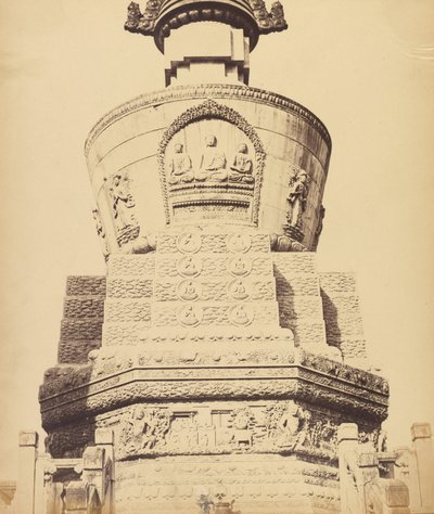 Architektonische Ansicht des Lama-Tempels in der Nähe von Peking, Oktober 1860 von Felice Beato