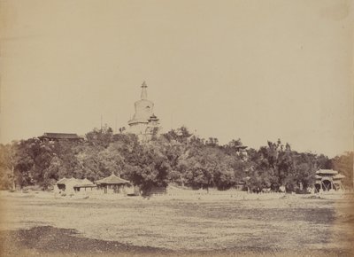 Die Große Pagode im Kaiserlichen Winterpalast, Peking, 29. Oktober 1860 von Felice Beato