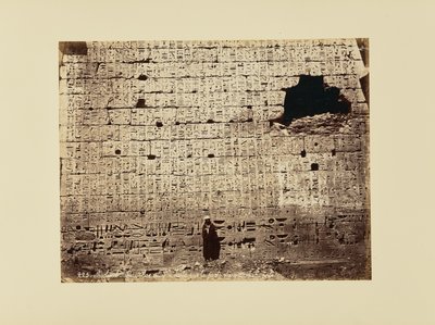 Medinet-Abou - Basrelief rechts an der Tür des großen Tempels von Félix Bonfils