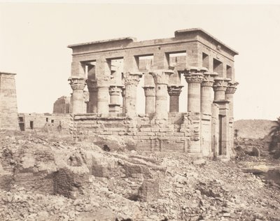 Ile de Fileh Philä, Gebäude des Ostens - Seitenansicht vom Punkt D, 1851-52, gedruckt 1853-54 von Félix Teynard