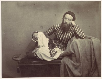 Porträt in türkischer Sommertracht von Francis Frith