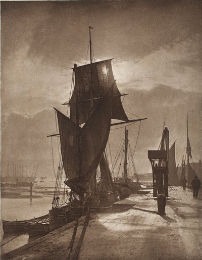 Sonnenschein und Regenschauer von Frank Meadow Sutcliffe