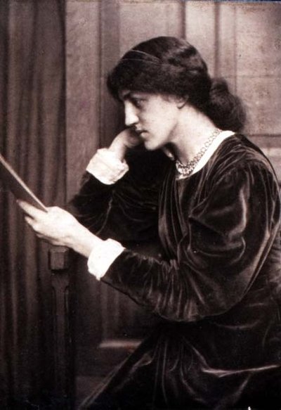 Porträtfotografie von May Morris, Tochter von Jane Morris, von Frederick Hollyer von Frederick Hollyer