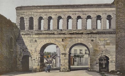Autun, Porte Saint-André, Gesamtansicht von French Photographer