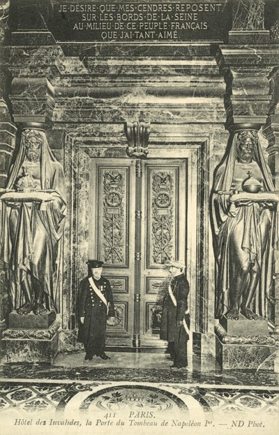 Hotel Des Invalides, Paris von French Photographer