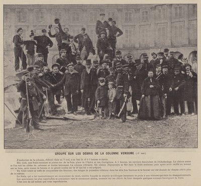 Die Kommune von Paris, Gruppe auf den Trümmern der Vendôme-Säule von French Photographer