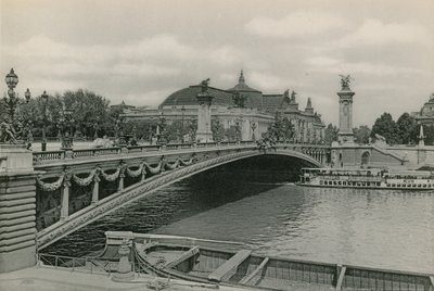 Le Pont Alexandre III und der Grand Palais von French Photographer
