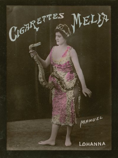 Lohanna, Mädchen mit Schlange von French Photographer