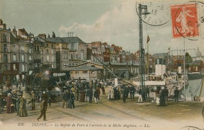 Paris-Expresszug am Ufer von Dieppe von French Photographer