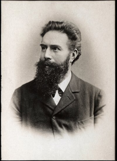 Porträt von Wilhelm Conrad Röntgen (1845-1923), deutscher Physiker von French Photographer