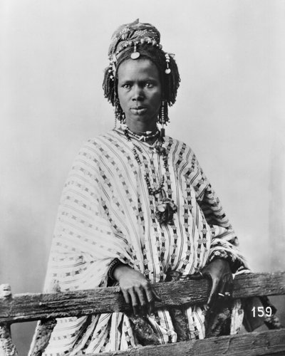 Senegalesische Frau, ca. 1900 von French Photographer
