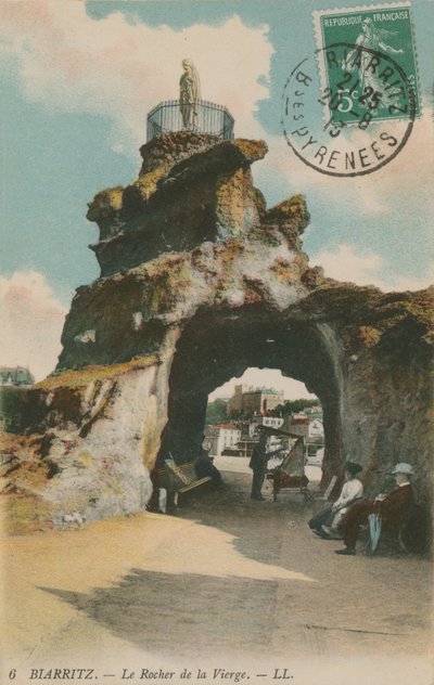 Der Felsen der Heiligen Jungfrau in Biarritz, Frankreich von French Photographer