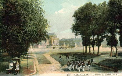 Versailles, Avenue De Sceaux von French Photographer