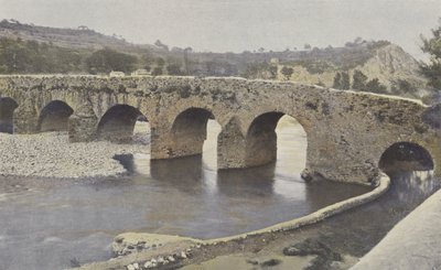 Viviers, Romanische Brücke über die Escoutay, Blick flussaufwärts von French Photographer