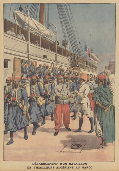 Ein Bataillon algerischer Tirailleure steigt in Casablanca, Marokko, von einem Schiff von French School