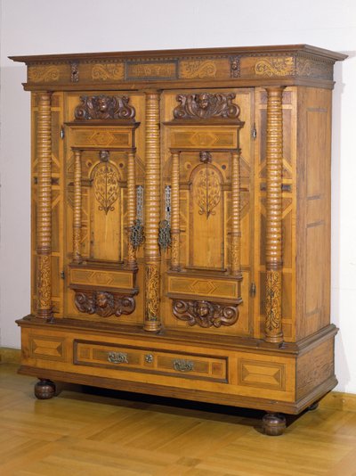Schrank mit sieben Säulen, ca. 1665 von French School