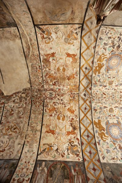Pfarrkirche (Església de la Mare de Déu de Solers). Innenraum. Das Kirchenschiff, die Decken. Wandmalereien. 16. Jahrhundert (?) von French School
