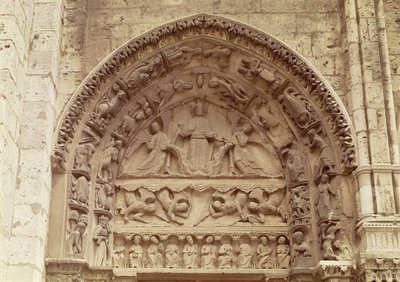 Das Königliche Portal, Nordtür, Tympanon darstellend die Himmelfahrt, ca. 1145-50 von French School