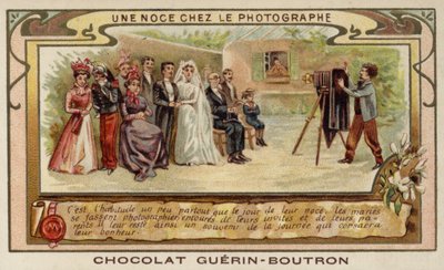 Hochzeitsgesellschaft beim Fotografen von French School