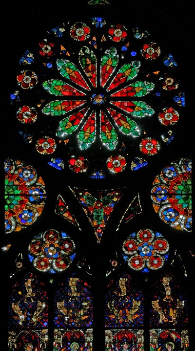 Fenster w18, eine Rose mit naturalistischem Design darstellend von French School