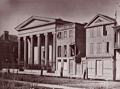 Hibernian Hall, Charleston, ca. 1864 von George N. Barnard