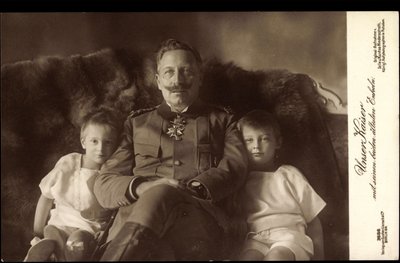 Kaiser Wilhelm II, zwei älteste Söhne, Liersch 3686 von German Photographer