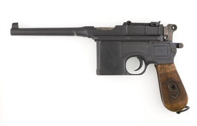Mauser C96 9 mm Selbstladepistole, Exportmodell umgebaut auf 9 mm Parabellum von German School