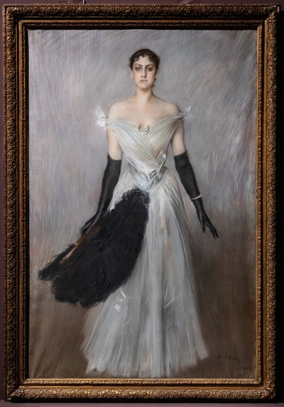 Porträt einer Dame in Weiß mit Handschuhen und Fächer von Giovanni Boldini