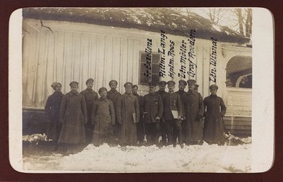 Erster Weltkrieg: Ukraine in den Jahren 1914-1916 während der Invasion der deutschen Armee. Gruppe von Soldaten (s/w Foto) von Heldenfriedhof Dsessentniki (attr. to)