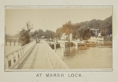 Am Marsh Lock von Henry W. Taunt