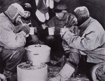 "An diesem Abend hatten sie Weihnachtsessen" von Herbert Ponting