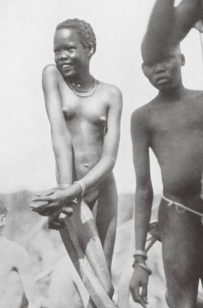 Nuer, Mädchen und Junge von Hugo Adolf Bernatzik