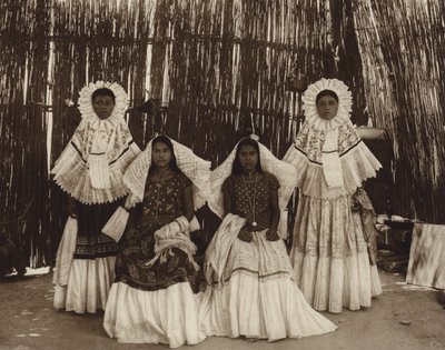 Mexiko: Tehuantepec, Mädchen in Nationaltracht von Hugo Brehme