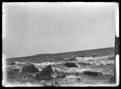 Meereslandschaft von Selkäranta, in der Ferne die Insel Mensin von Hugo Simberg