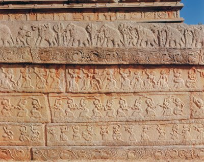 Detail der Wand, am Mahanavami Dibba von Indian School