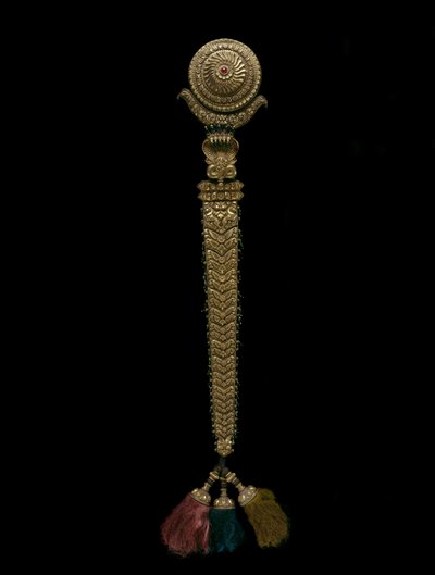 Haarschmuck von Indian School