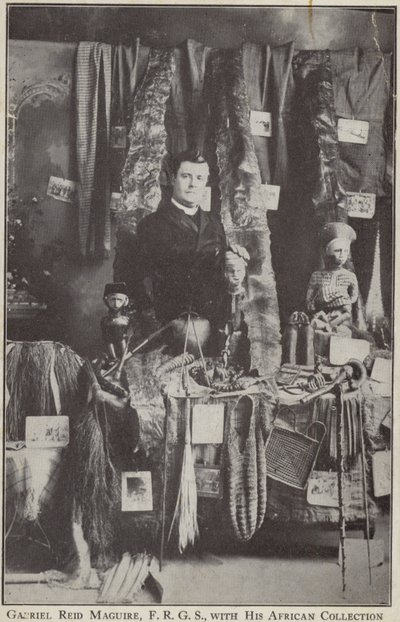 Gabriel Reid Maguire, irischer Entdecker, mit seiner afrikanischen Sammlung von Irish Photographer