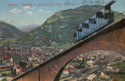 Bozen - Seilbahn und Blick auf die Stadt von Italian Photographer