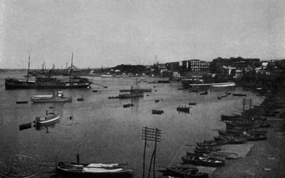 Taranto, Gesamtpanorama und kleiner See von Italian Photographer