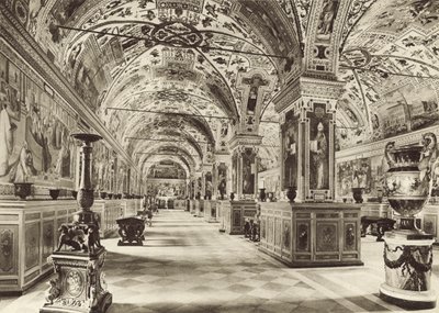 Die Vatikanische Bibliothek, Erste Halle von Italian Photographer