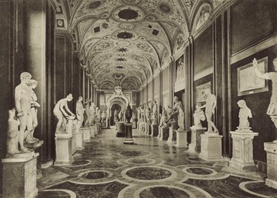 Das Vatikanische Museum, Das Innere der Statuenhalle von Italian Photographer