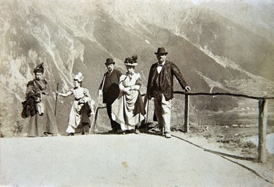 Touristen in den Bergen, Italien, ca. 1895 von Italian Photographer