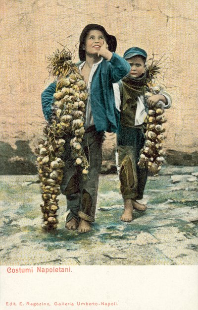 Junge Knoblauchverkäufer, Neapel von Italian Photographer
