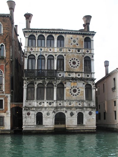 Ansicht des Palazzo (Palast) Dario (ca Dario) in Venedig am Canal Grande. Palast aus dem 15. Jahrhundert von Italian School