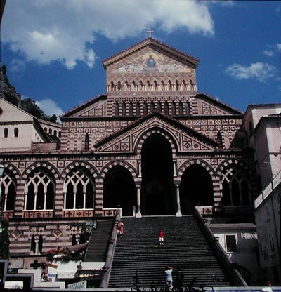 Westfassade der Kathedrale von Sant