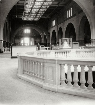 Eingang zum Museum, Kairo, Ägypten, 20. Jahrhundert von J. Dearden Holmes
